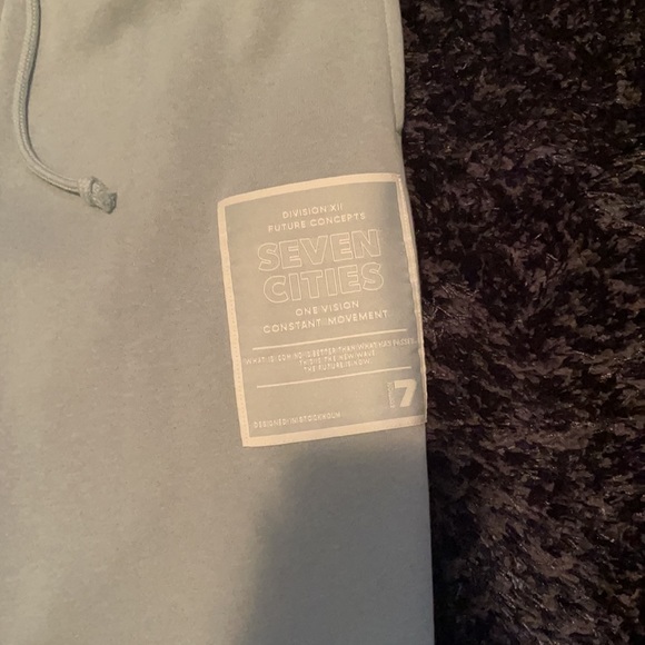 teal sweatpants - Picture 2 of 3